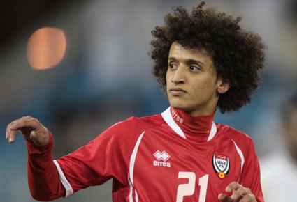 سيارة رونالدو هدية ل"ميسي الإمارات" اللاعب عموري
